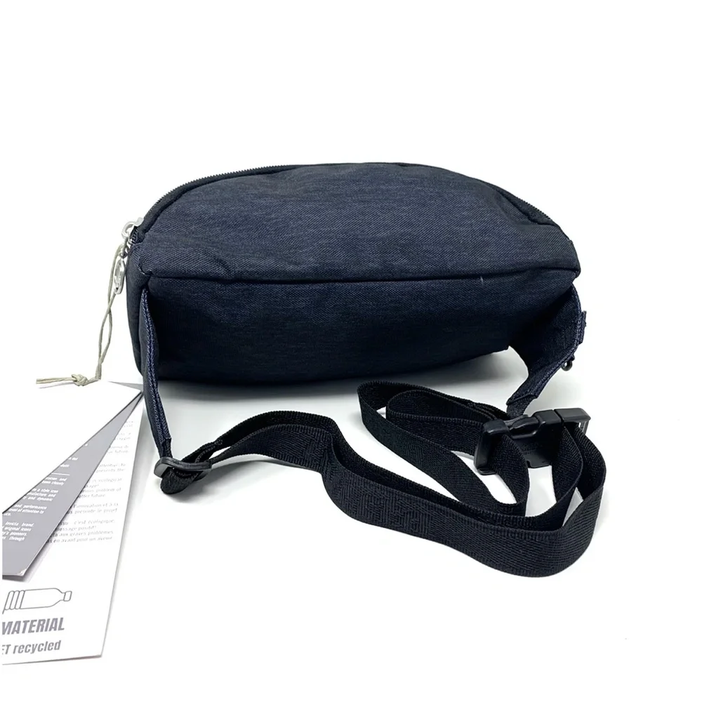 Invicta Women Black Fanny Pack Blue 25 Solid New With Tag - Picture 4 of 8
